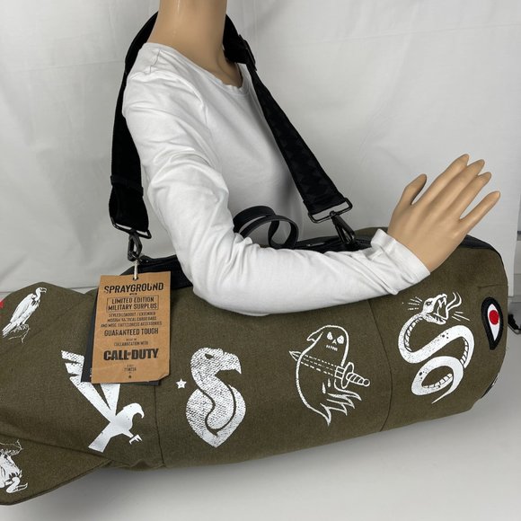 New Sprayground Call of Duty Shark Torpedo Duffle Bag - Picture 5 of 12